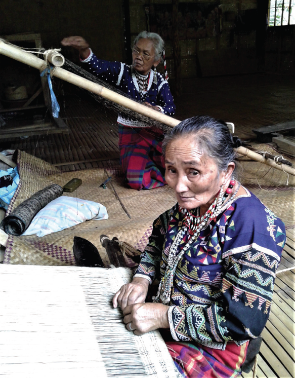 Blaan weavers at Lamlifew Village Museum